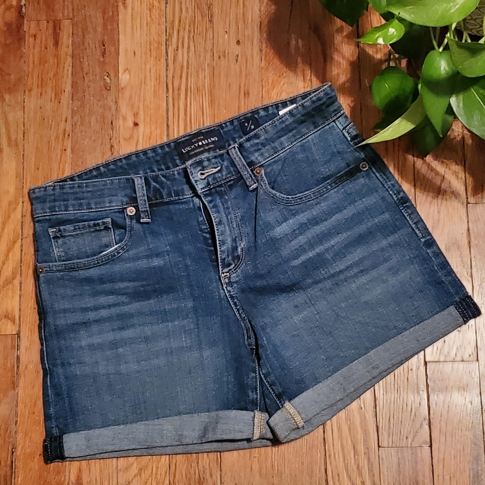 NWOT Lucky Brand Denim Short Size 6/28
